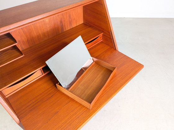 Image 1 of Secrétaire original Nils Jonsson HJN Mobler Midcentury en teck danois