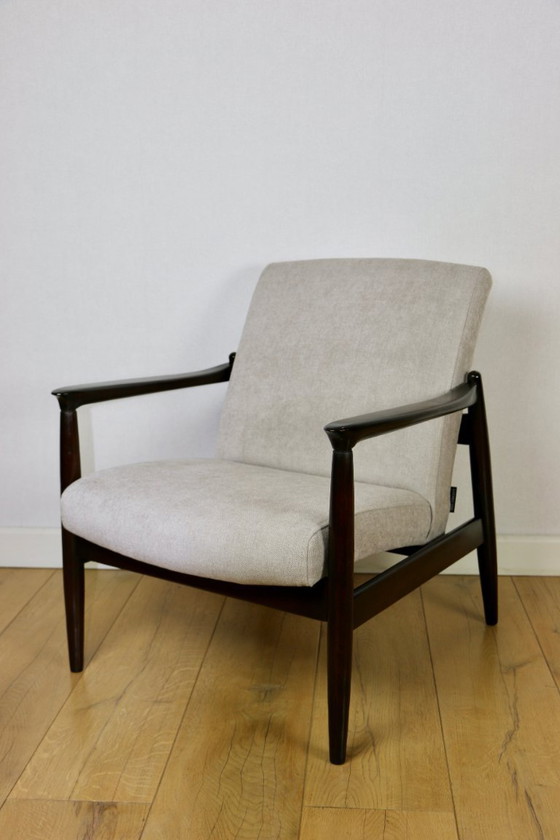 Image 1 of Beige lichtgrijze bouclé GFM-64 fauteuil toegeschreven aan Edmund Homa, jaren 70