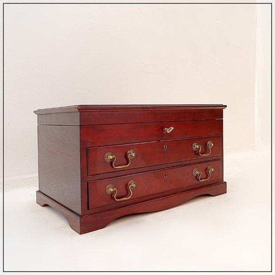 Image 1 of Set di posate Christofle &quot;Régence&quot; e set di posate argentate (90 pezzi)