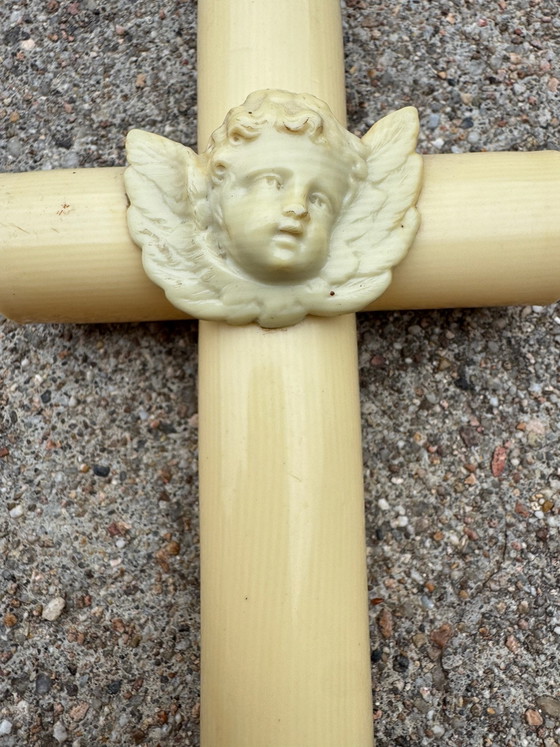 Antica croce da culla in celluloide, Decorazioni murali, Plastica, Crema (foto 10 di 13)