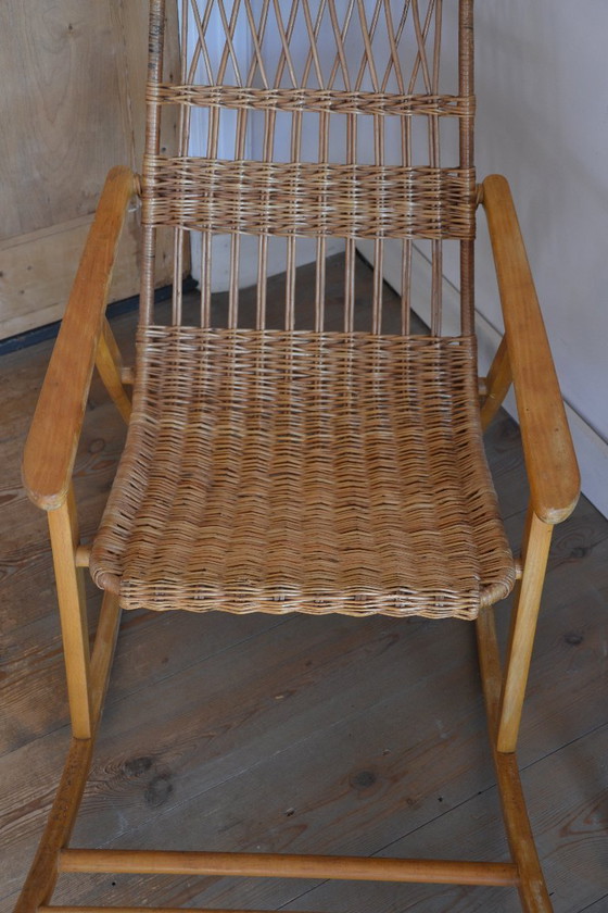 Image 1 of Sedia a dondolo vintage in vimini anni '70 – Úluv