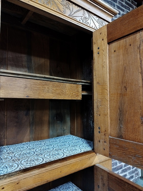 Image 1 of Mobile per il pane / Credenza / Pensile / Armadio per la biancheria in rovere antico