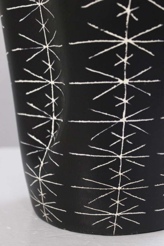 Image 1 of 34 cm Jean de Lespinasse - Large vase no. 308, scarified decoration, Nice, France, 1950s