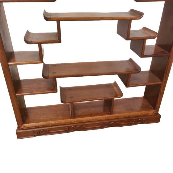 Image 1 of Chinees hardhouten etagère meubel, 2e helft 20e eeuw