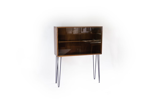 Étagère vitrine Midcentury avec pieds Hairpin