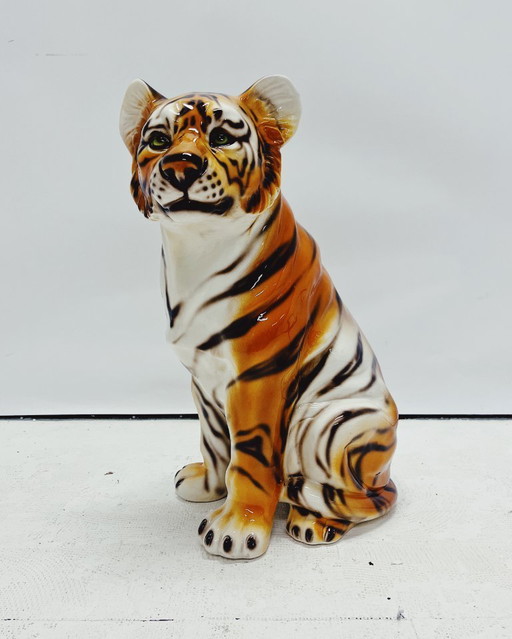 Cucciolo di tigre in ceramica
