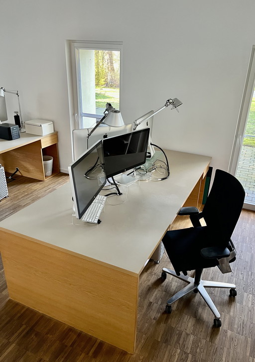 Scrivania in legno massello (su misura) 1,20 x 2,50 m