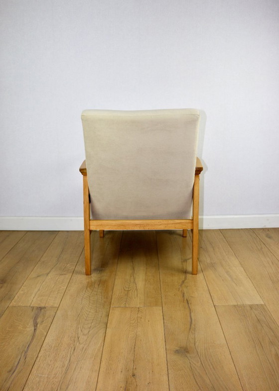 Image 1 of Classic armchair Vintage 70s beige - Jade series