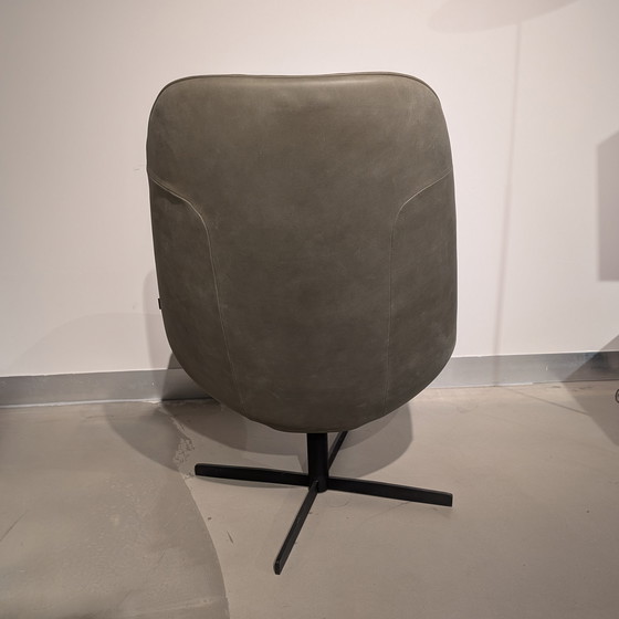 Image 1 of Gelderland 7405 swivel armchair