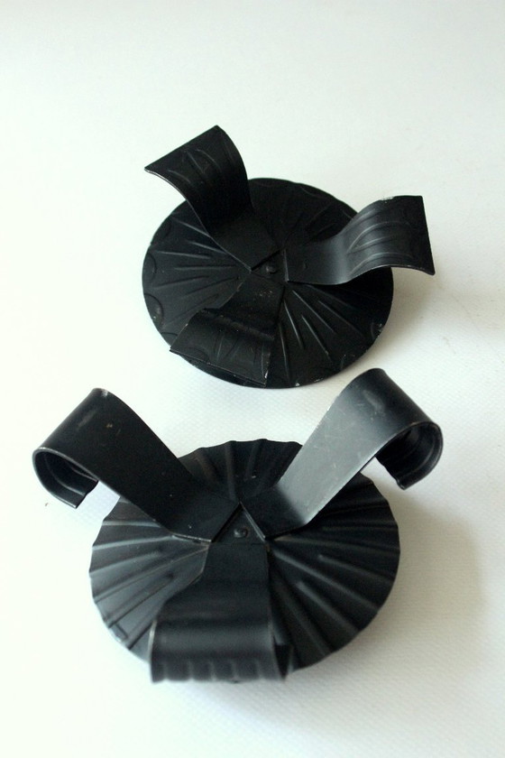 Image 1 of Set van 2 smeedijzeren kandelaars - decoratie uit de jaren 50
