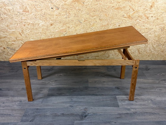 Tavolino da caffè o tavolo da pranzo regolabile in rovere, design danese anni '60 '70 – Tavolini da caffè (photo 10 of 21)