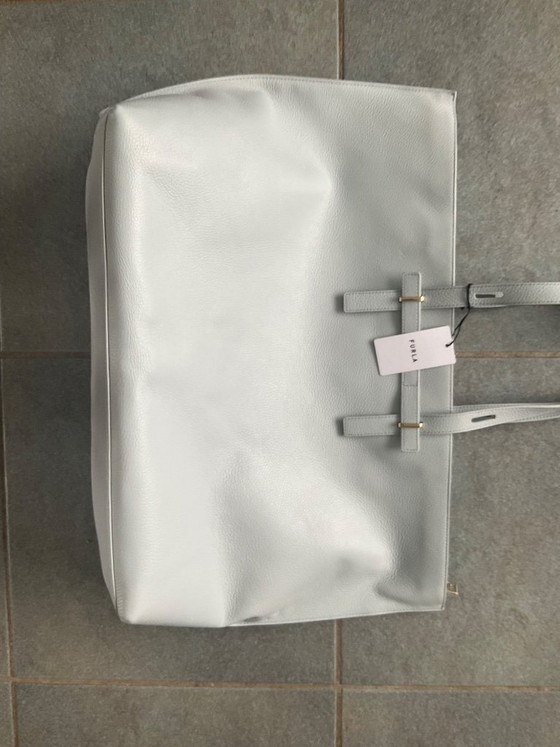 Furla, bolso shopper grande de cuero azul claro. – Bolsos tote (photo 6 of 14)