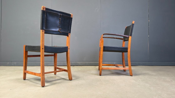 Image 1 of Vintage Spaanse eetkamerstoelen van leer en hout, set van 6 - jaren 70