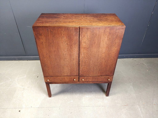 Gabinete Mdi Century, década de 1960