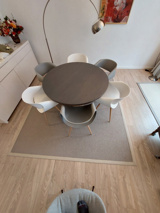 Image 1 of Runder Esstisch Moooi 1,40 m.