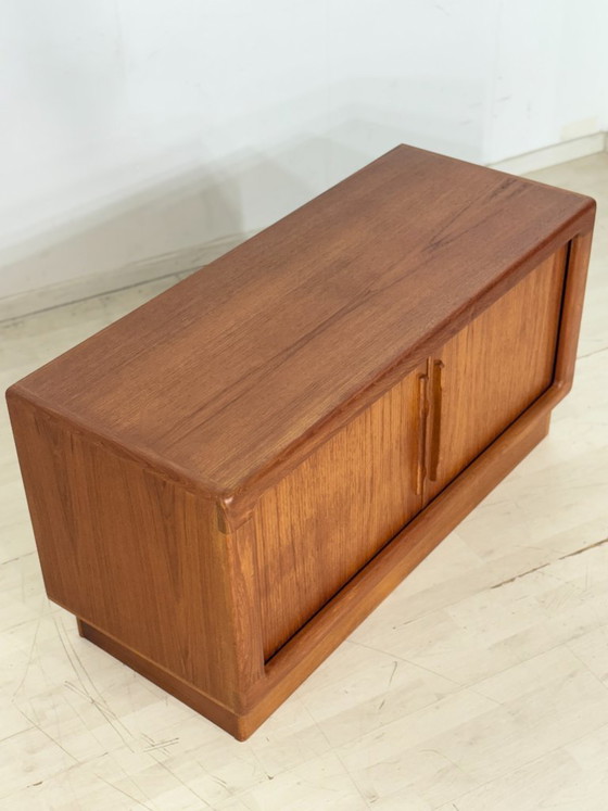 Image 1 of Commode en teck style années 60 / Commode en teck Drylund / Buffet en teck années 60 / Buffet vintage