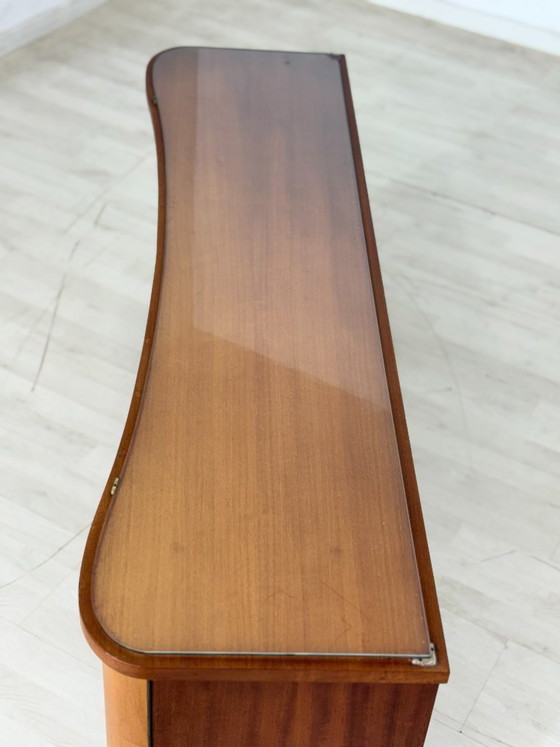 Image 1 of Vintage ladekast / Dressoir uit het midden van de vorige eeuw / Laag dressoir uit de jaren 60