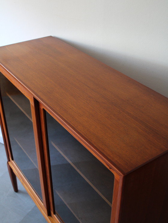 Image 1 of Vintage Deense vitrinekast door Henry Walter Klein voor Bramin