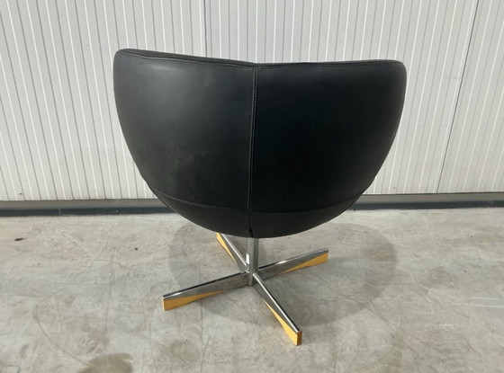 Planet armchair designed by Sven Ivar Dysthe – fora form, Leather (photo 4 of 5)