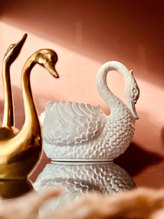 Image 1 of Vaso di fiori a forma di cigno XL fatto a mano in Italia