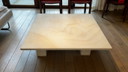 Table basse design travertin, sur mesure