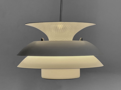 Lampe suspendue de taille moyenne à plusieurs niveaux par Kurt Wiborg pour Jeka Metaltryk, Danemark, années 1970