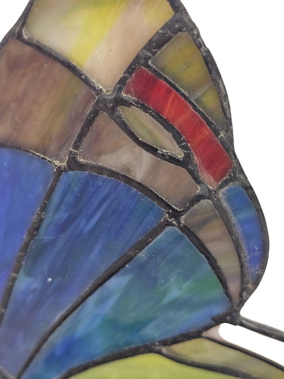 Image 1 of Tiffany stijl - vlinder - tafellamp - glas-in lood - 3e kwart 20e eeuw