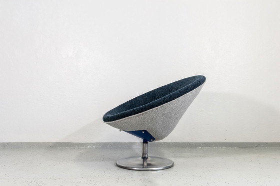 Ruimtevaartfauteuil in kegelvorm, Duitsland, jaren 70 – Textile (photo 6 of 13)