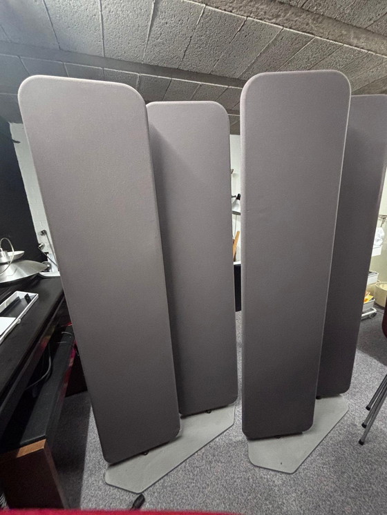 Image 1 of Acoustic partition wall with rotating panels, Sedus brand