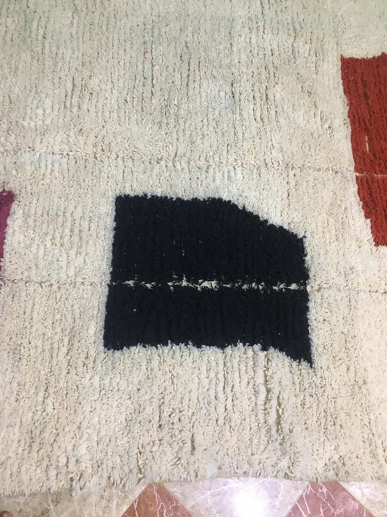 Image 1 of Marokkanischer Wollteppich – Einzigartiges Design & Handarbeit