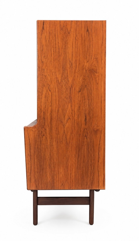 Wunderschönes dänisches Teak-Highboard | Mid-Century Modern | 1960er Jahre – Wood (photo 3 of 11)