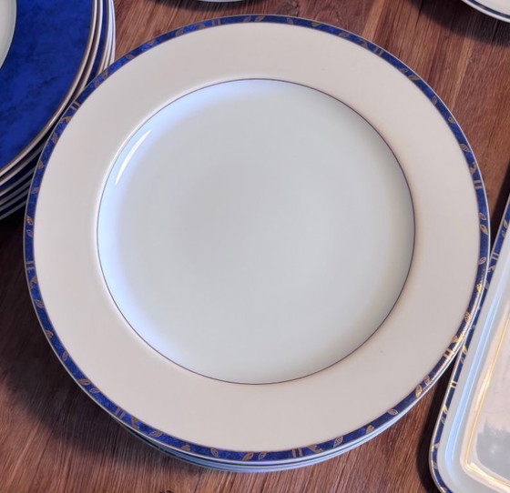 Image 1 of Service de table Guy Degrenne. 117 pièces, complet. Porcelaine de Limoges. Neuf.