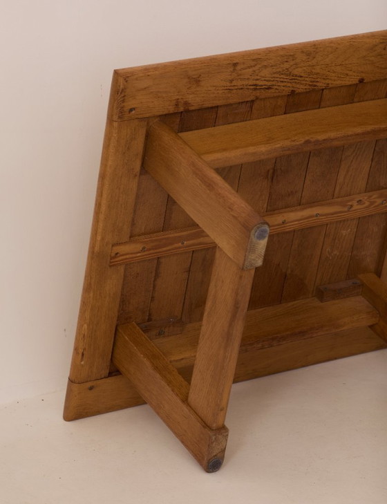 Image 1 of Vintage vierkante salontafel van massief iepenhout, Dlg Regain, circa 1980.