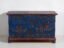 Antike marineblaue Truhe mit Blumendetails (ca. 1920) #94 – Aufbewahrungsschrank (photo 35 of 40)