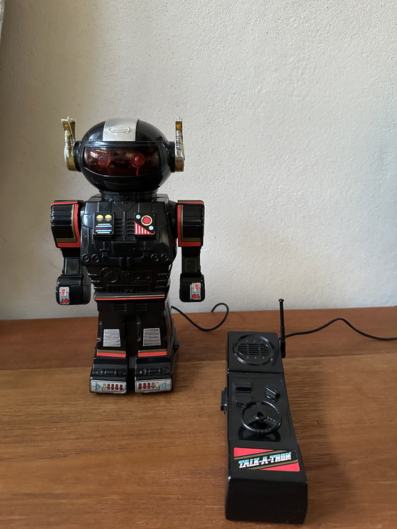 Image 1 of Robot vintage