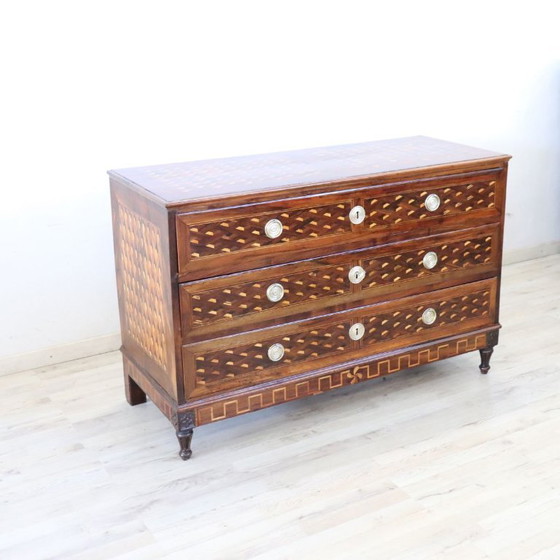 Elegante Antike Kommoden Aus Nussbaumholz Intarsien, Restauriert, Italien 18. Jahrhundert – Wood (photo 17 of 17)