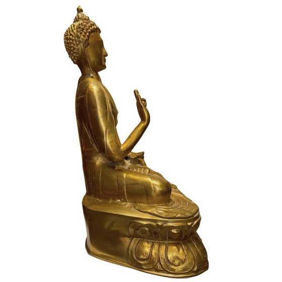 Monumental Estatua de Buda Shakyamuni Tibetano Dorado – Obra de Monje – Abhaya Mudra con Túnica Kasaya (photo 4 of 10)