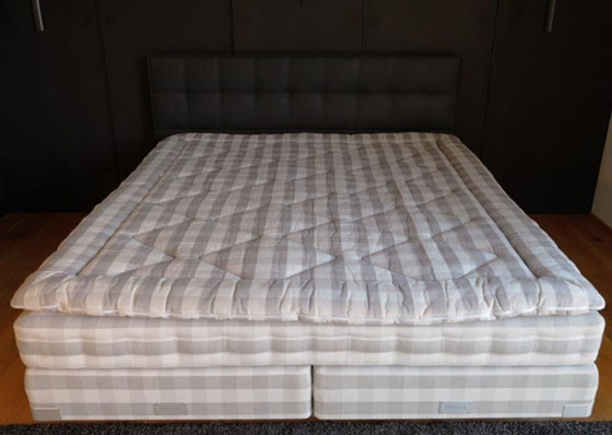 Image 1 of Hästens Maranga 180x200 Édition Spéciale Taupe – Fermeté FERME – Surmatelas BJ