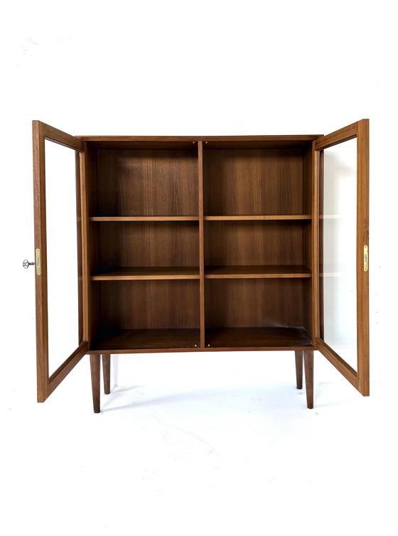 Image 1 of Vintage teakhouten vitrinekast, Brouer Møbelfabrik ‘60