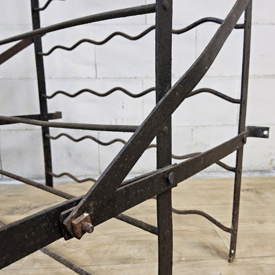 Image 1 of Echtes antikes Metall-Restaurant-Weinregal (116 Flaschen) antikes Whinerack (116 Flaschen)