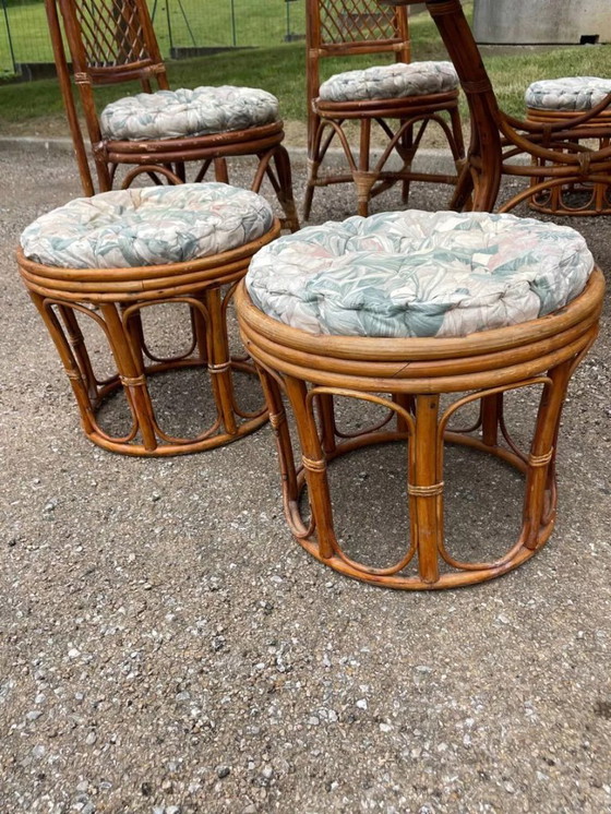 Image 1 of Set da pranzo vintage in rattan e vimini con tavolo in vetro, 4 sedie e 4 sgabelli