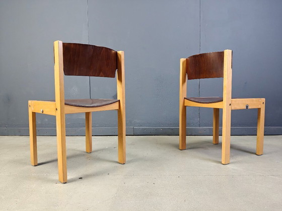 Image 1 of Mid-Century Sven Markelius Stil Braun und Birke Stapelstühle Satz von 5