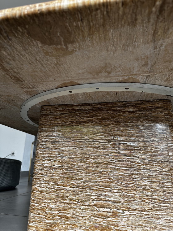 Image 1 of Vintage travertijnen tafel