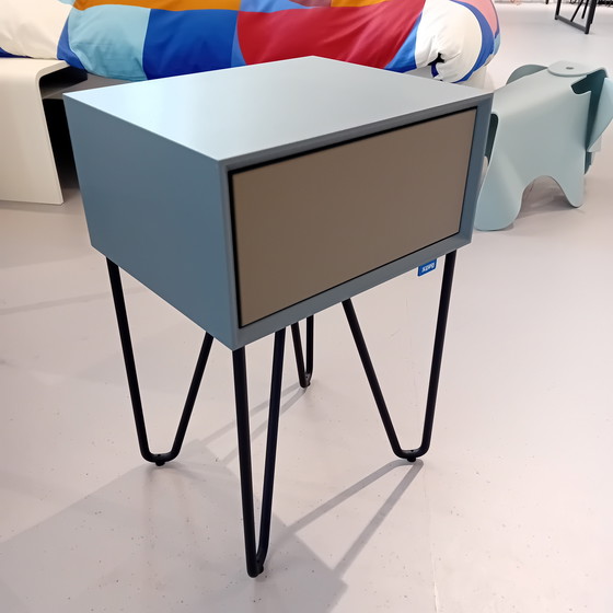 Image 1 of Auping Pixel Nachttisch, kühles Grau / Schublade, warmes Grau