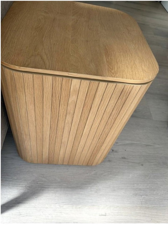 Image 1 of Mesa auxiliar de diseño de madera, alta calidad, nueva en caja.