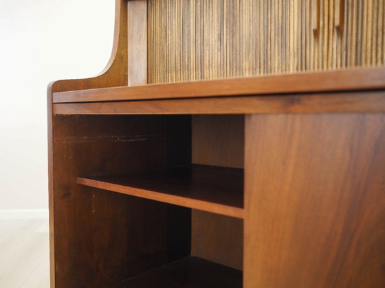 Image 1 of Libreria in noce, design danese, anni '70, designer: Johannes Sorth