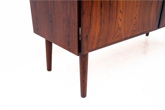 Image 1 of Kommode aus Palisanderholz, entworfen von Gunni Omann, Dänemark, 1960er Jahre.