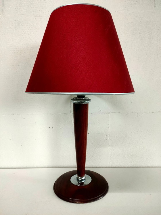 Lampe vintage Maison Lucien Gau (Variante personnalisée unique)., Bois, Chrome, Rouge (photo 2 sur 10)