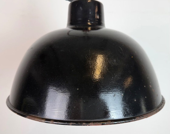 Image 1 of Lampada da fabbrica in smalto nero della Germania dell'Est di LBD Veb Leuchtenbau Dresden, anni '50
