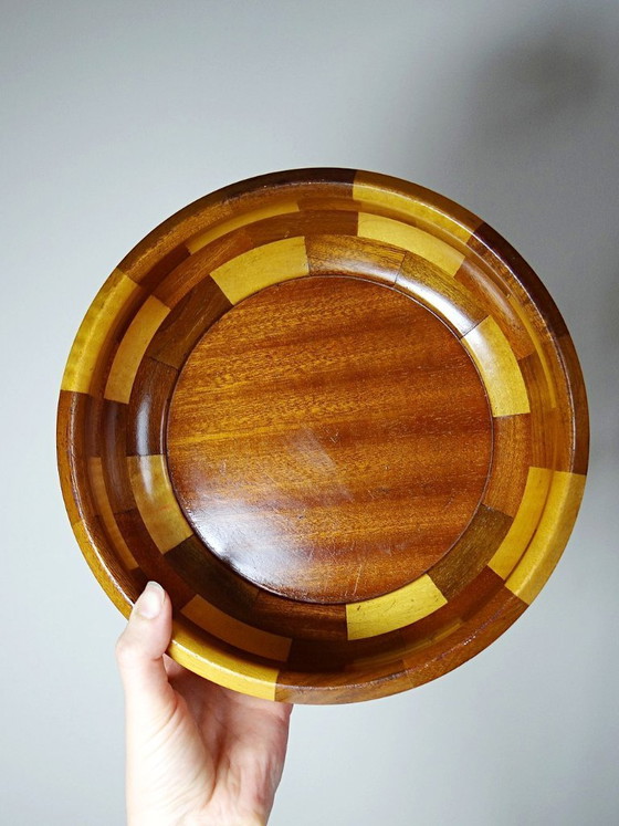 Image 1 of Fruttiera vintage in legno massello, assemblata, con design patchwork, risalente agli anni '70-'80.